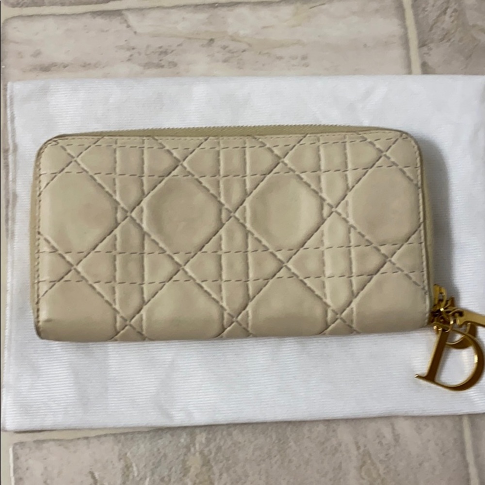 Wallet